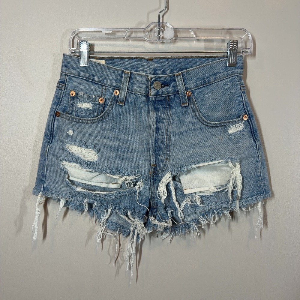 Levi's 501 Women's Distressed Denim Shorts Light Wash Button Fly Size 25